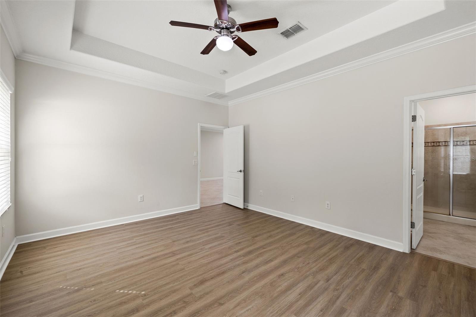 19476 PADDOCK VIEW DR, TAMPA, FL, 33647