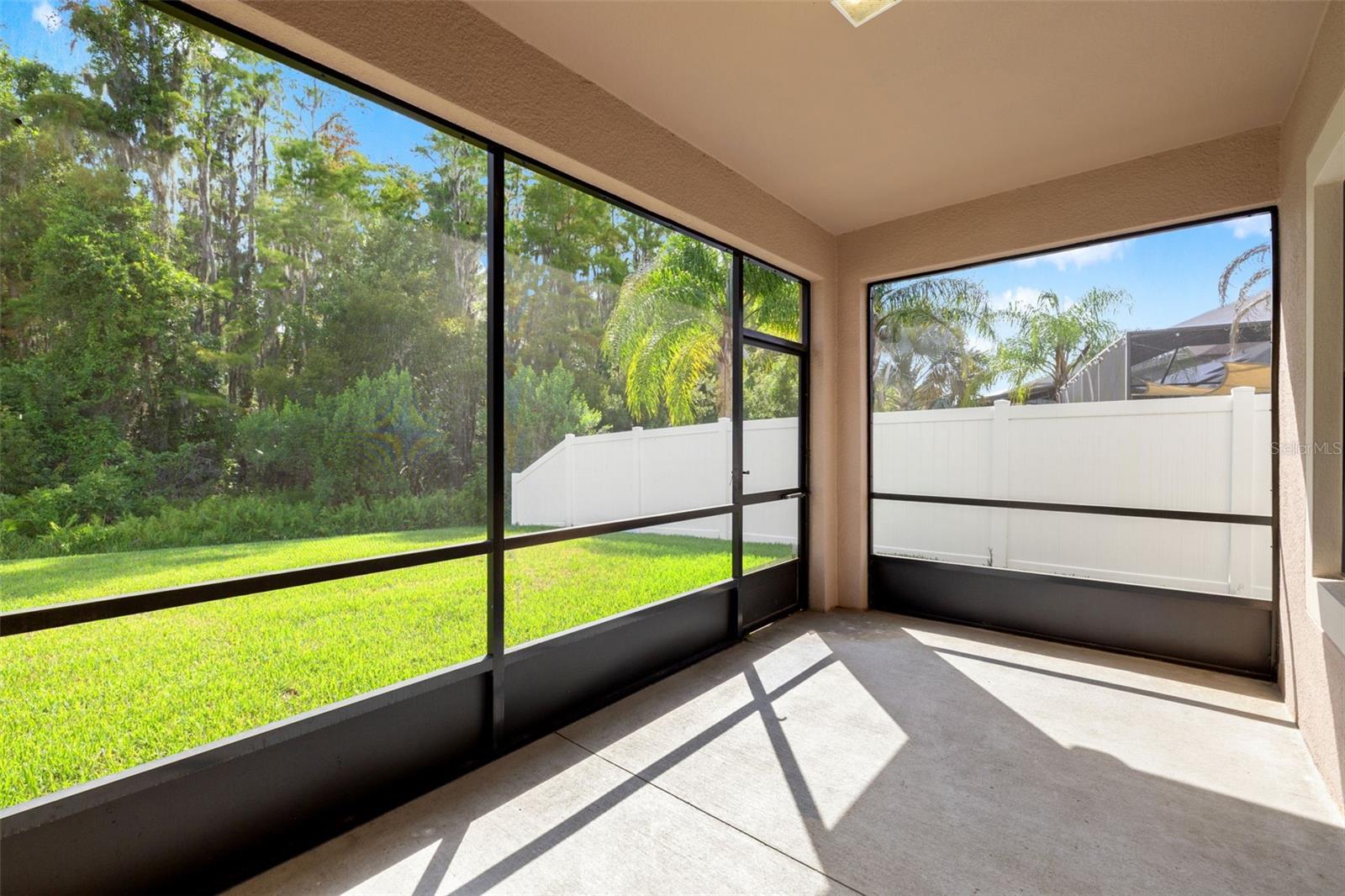 19476 PADDOCK VIEW DR, TAMPA, FL, 33647