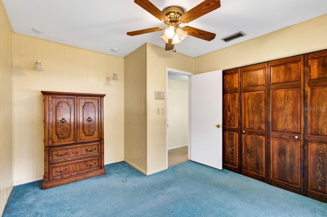825 W WHATLEY PL, TAMPA, FL, 33604