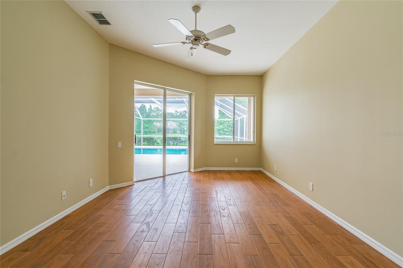 10559 GREENCREST DR, TAMPA, FL, 33626
