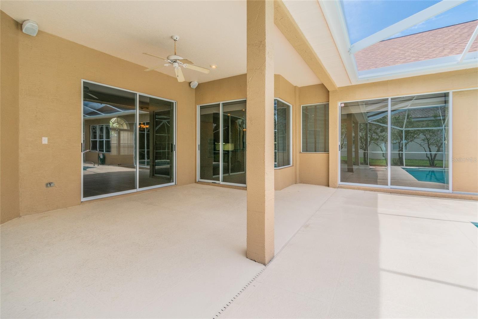 10559 GREENCREST DR, TAMPA, FL, 33626