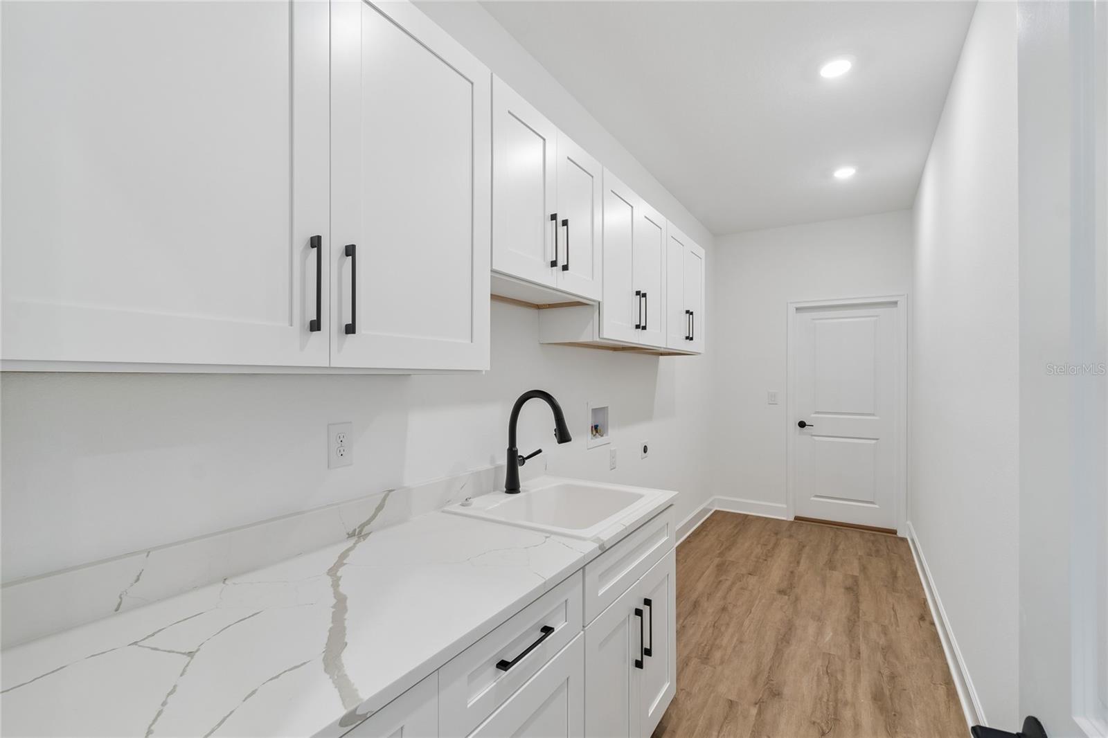 11248 FLOCK AVE, WEEKI WACHEE, FL, 34613