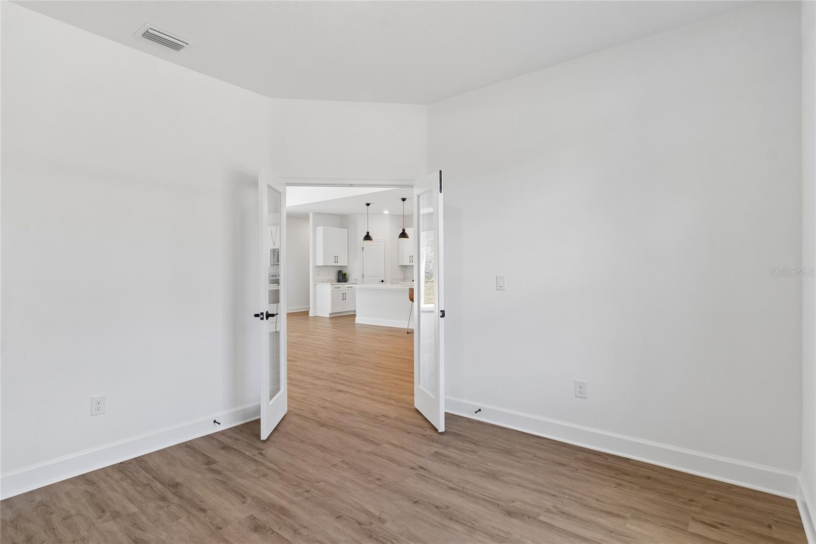11248 FLOCK AVE, WEEKI WACHEE, FL, 34613