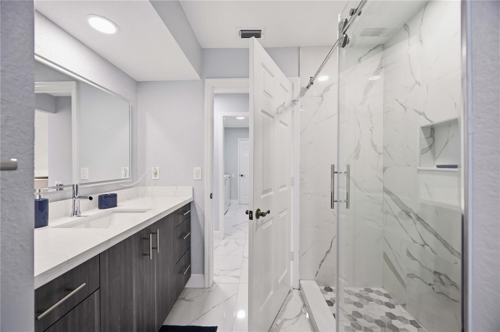 5186 FORBES TER, PORT CHARLOTTE, FL, 33981