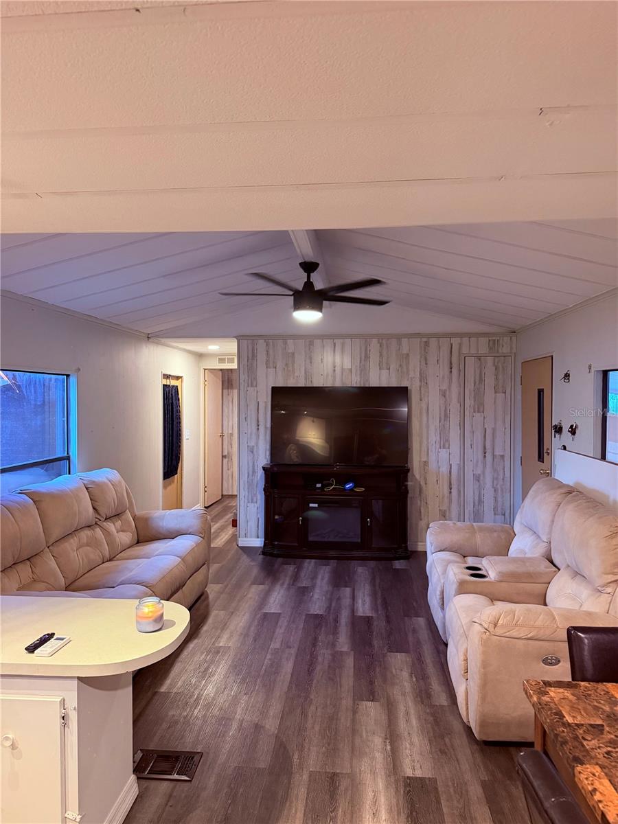 2130 LOIS BLVD, LAKE ALFRED, FL, 33850