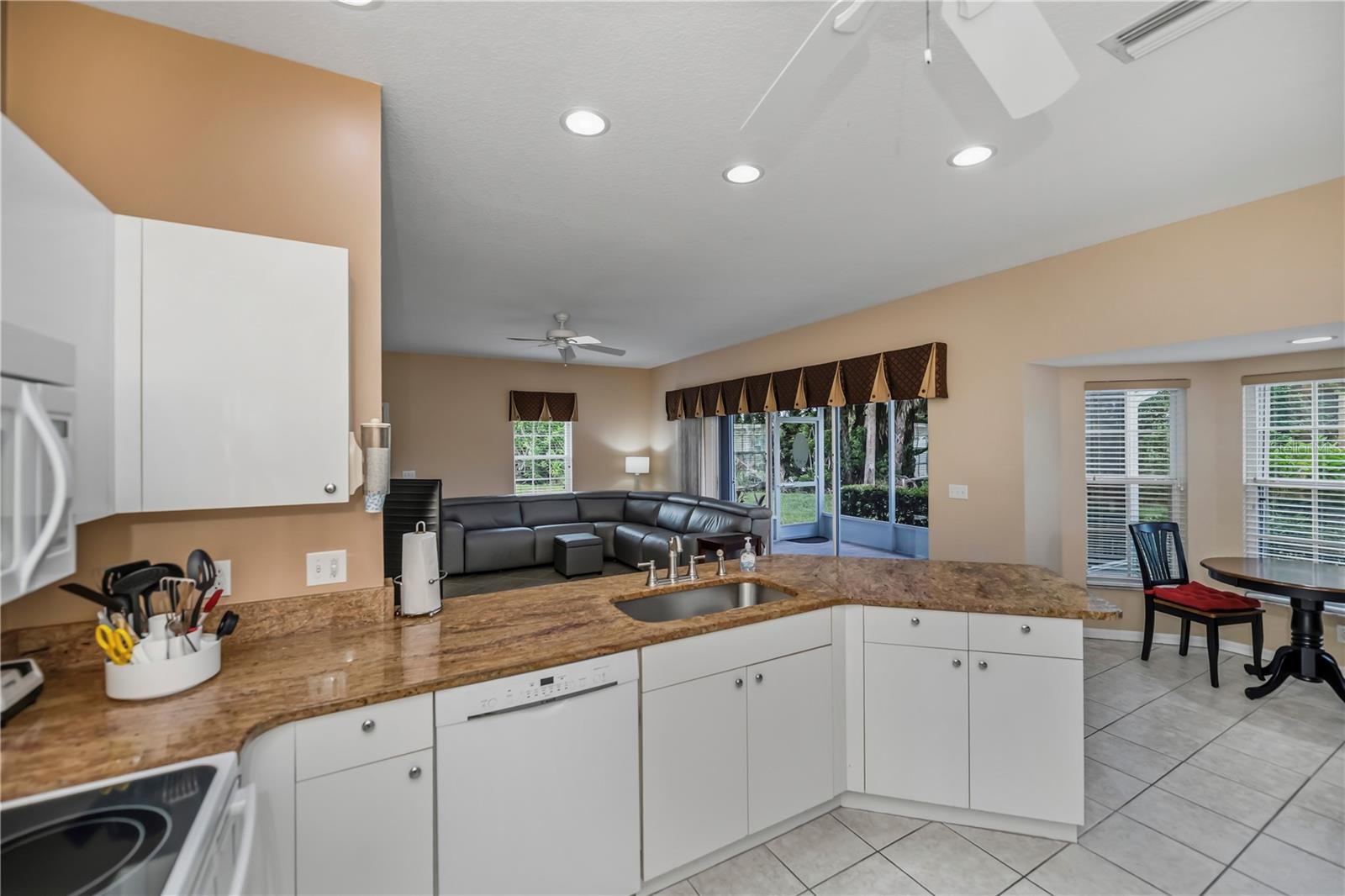 1445 RED OAK LN, PORT CHARLOTTE, FL, 33948