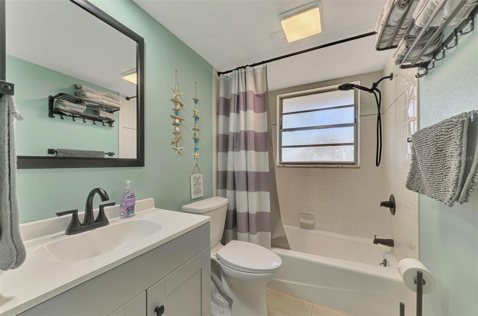 361 FALKLAND RD, VENICE, FL, 34293