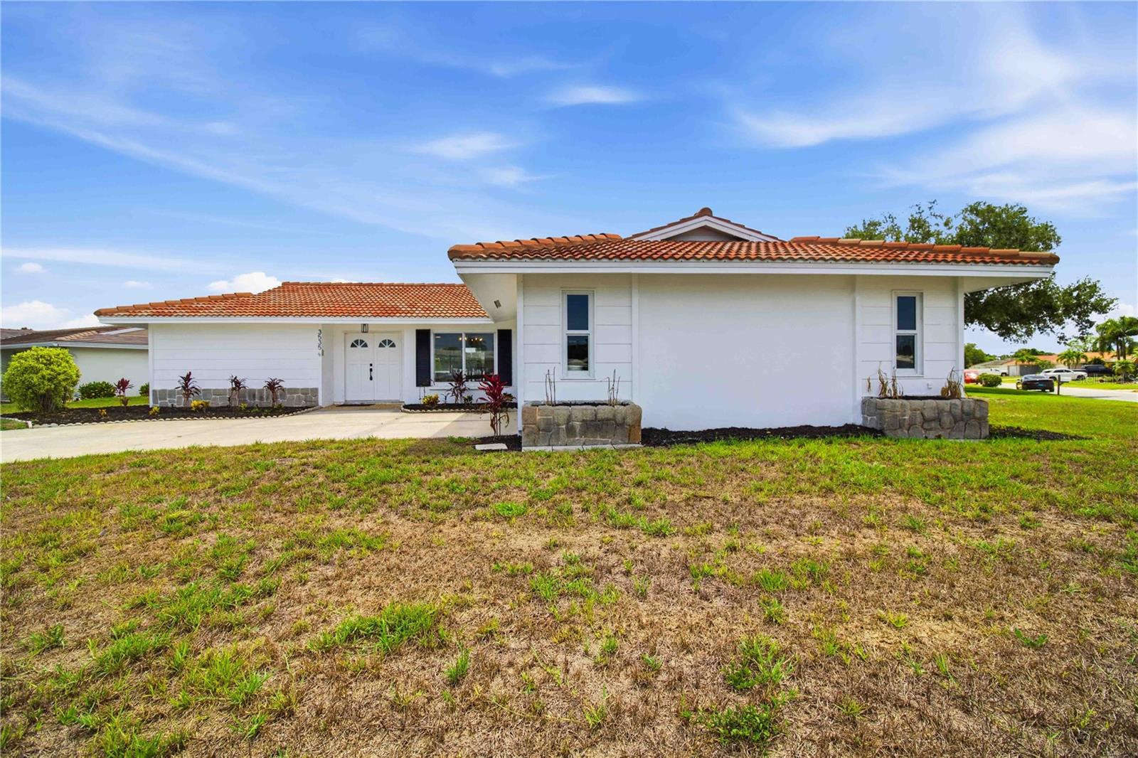 3535 VILLAGE GREEN DR, SARASOTA, FL, 34239