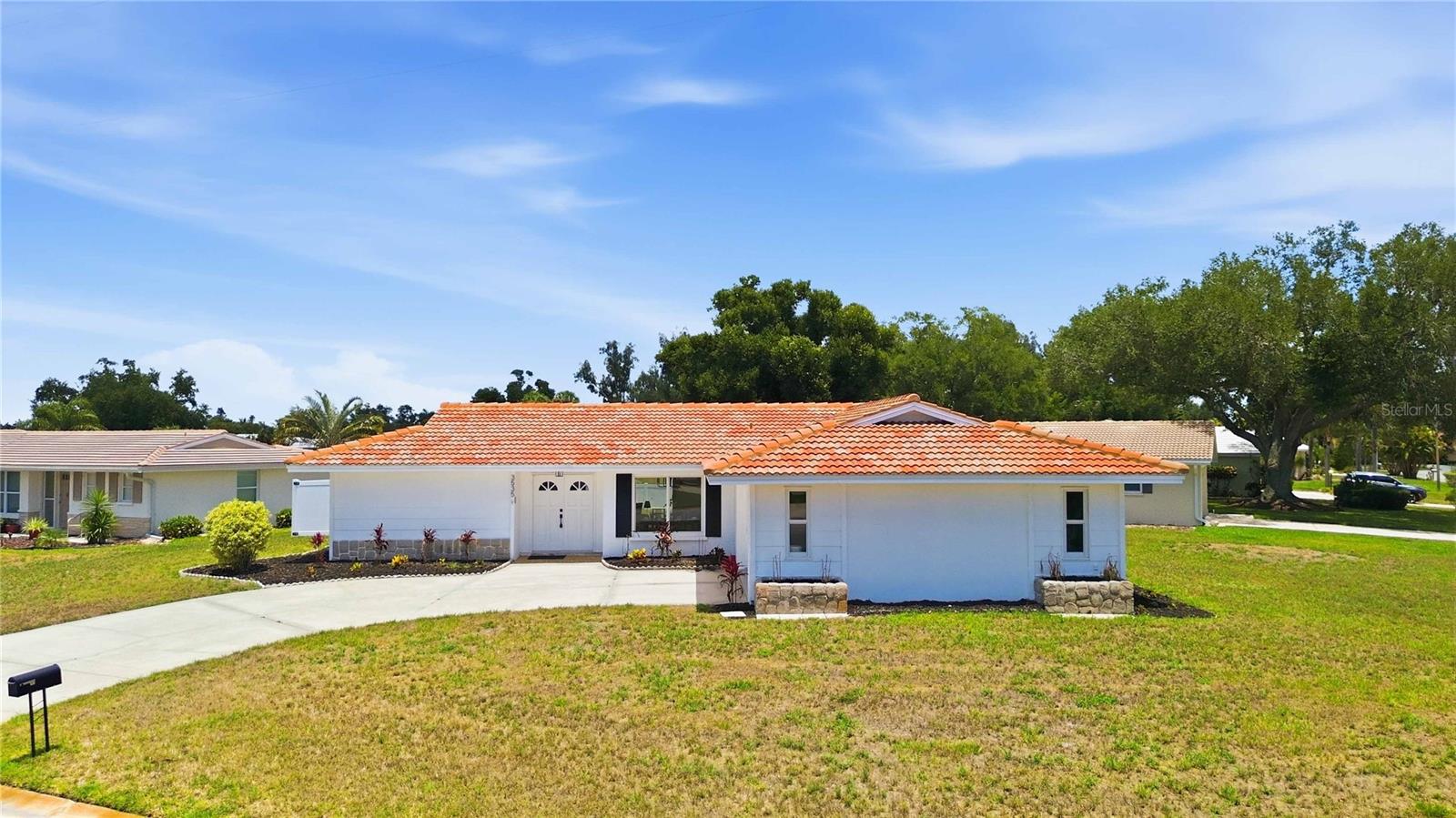 3535 VILLAGE GREEN DR, SARASOTA, FL, 34239