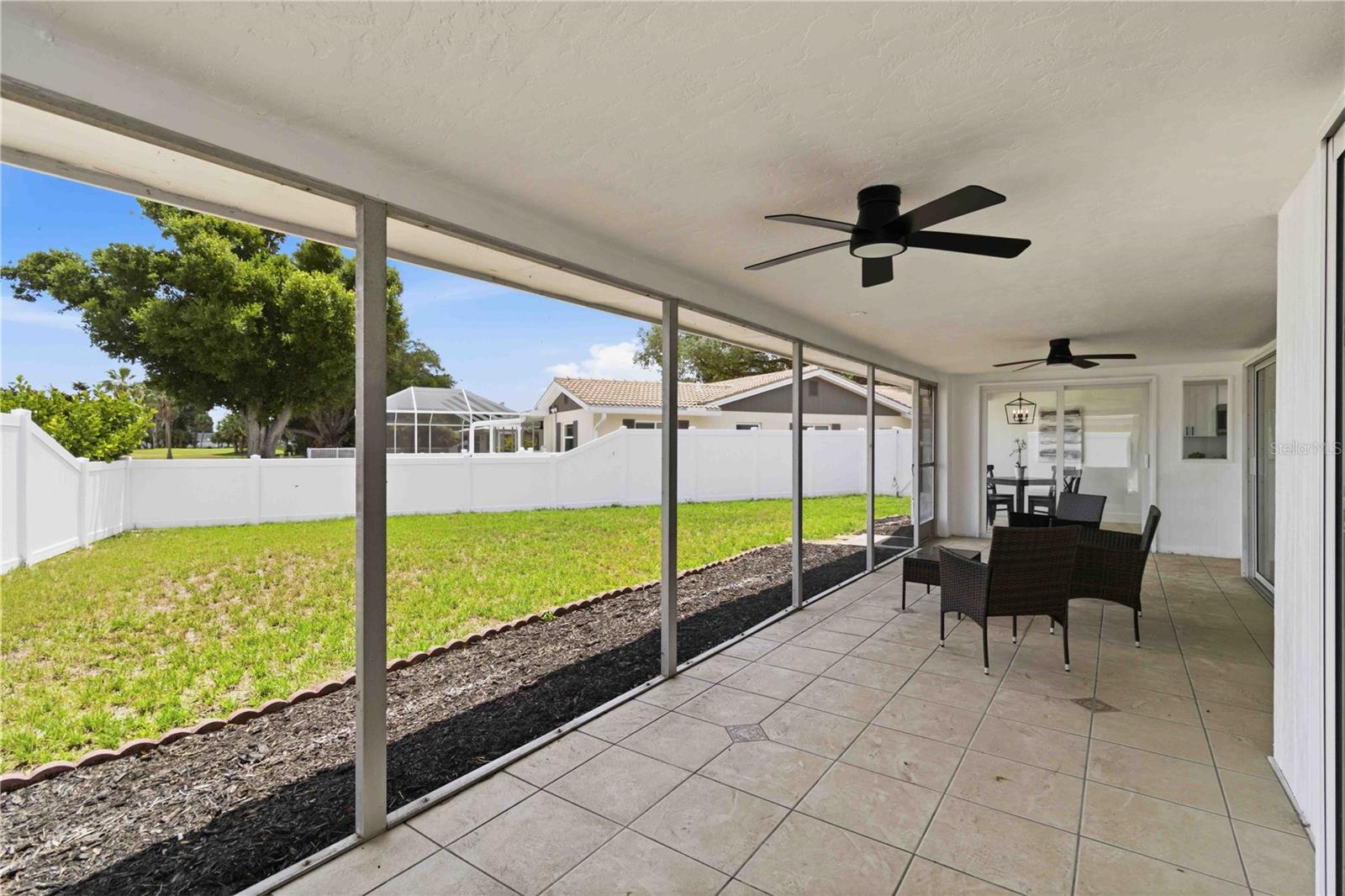 3535 VILLAGE GREEN DR, SARASOTA, FL, 34239