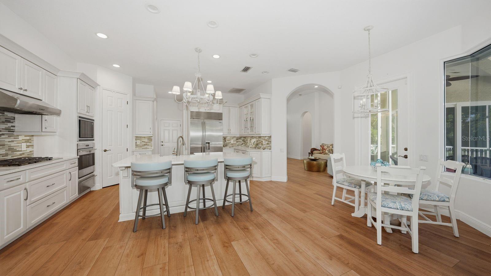 523 JUAN ANASCO DR, LONGBOAT KEY, FL, 34228