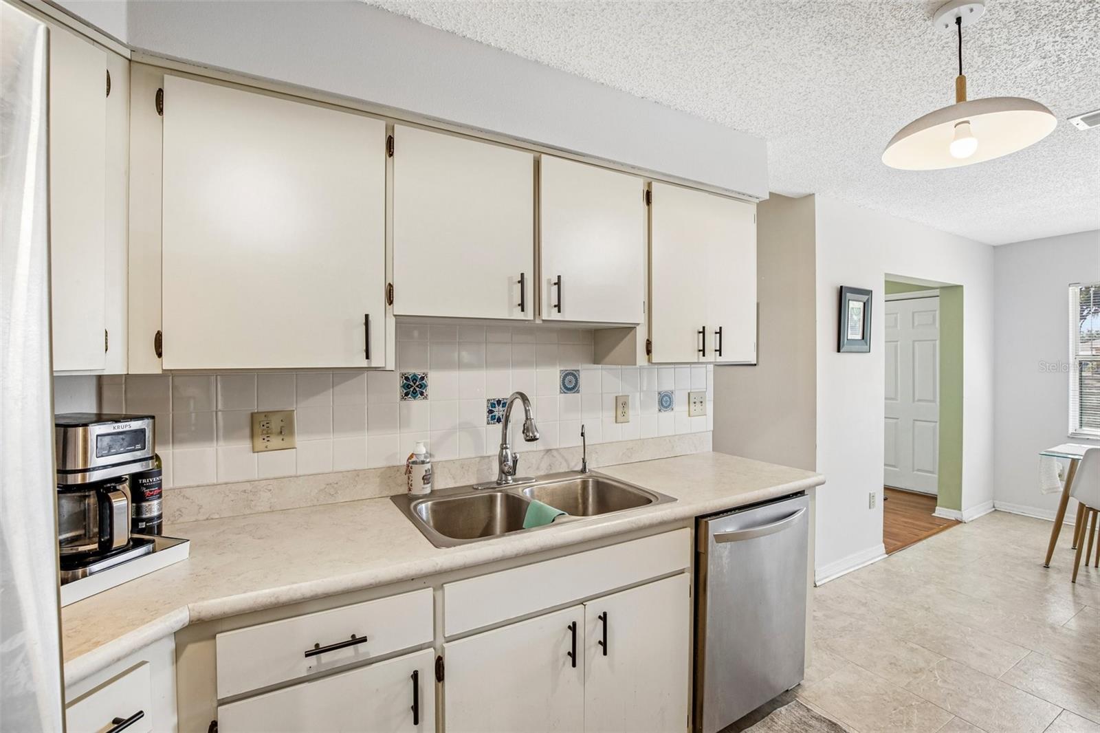 1925 GRAND CYPRESS LN, SUN CITY CENTER, FL, 33573