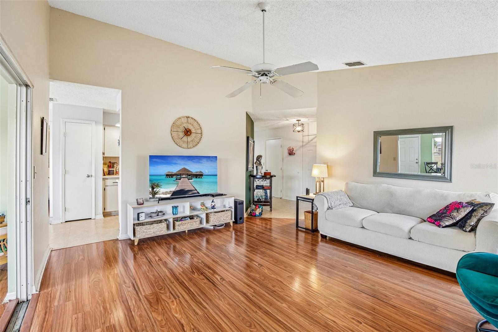 1925 GRAND CYPRESS LN, SUN CITY CENTER, FL, 33573