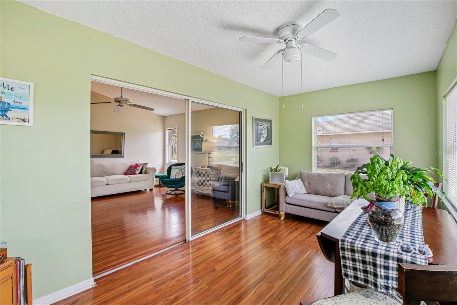 1925 GRAND CYPRESS LN, SUN CITY CENTER, FL, 33573