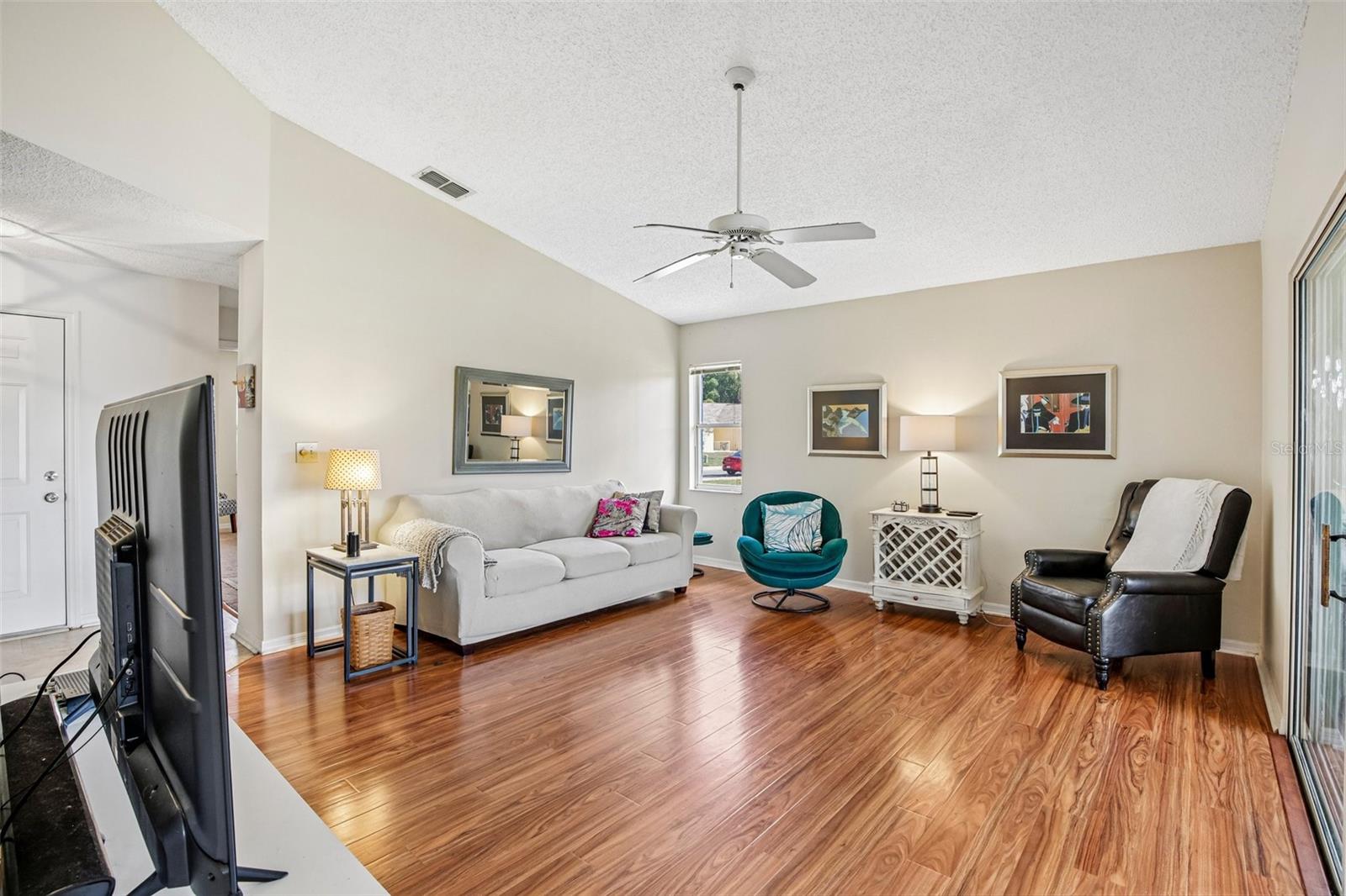 1925 GRAND CYPRESS LN, SUN CITY CENTER, FL, 33573