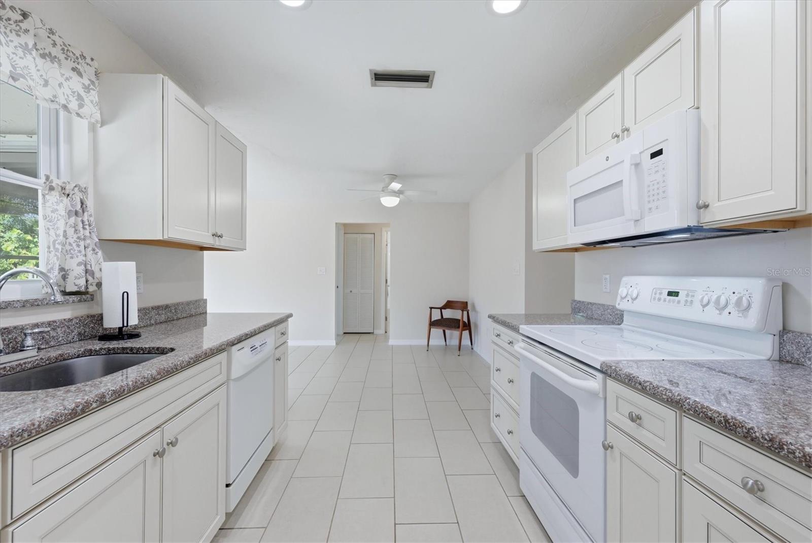 930 W KATHY CT, VENICE, FL, 34293