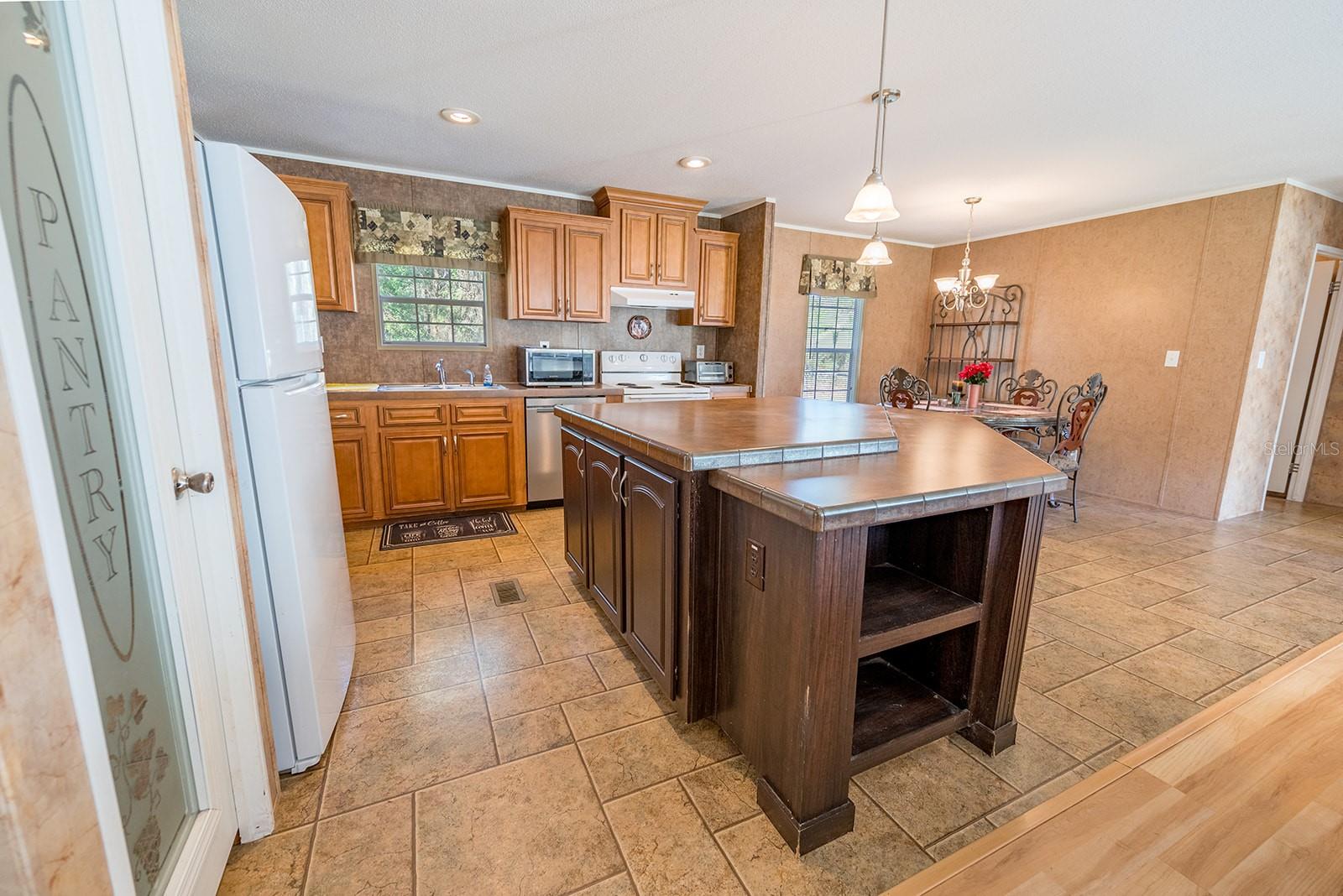 21800 SW 15TH AVE, NEWBERRY, FL, 32669