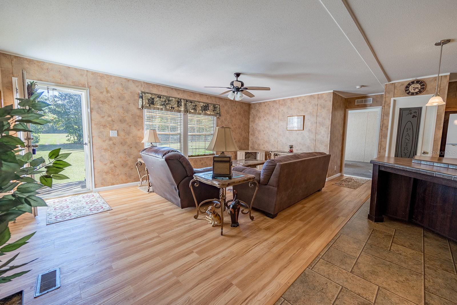 21800 SW 15TH AVE, NEWBERRY, FL, 32669