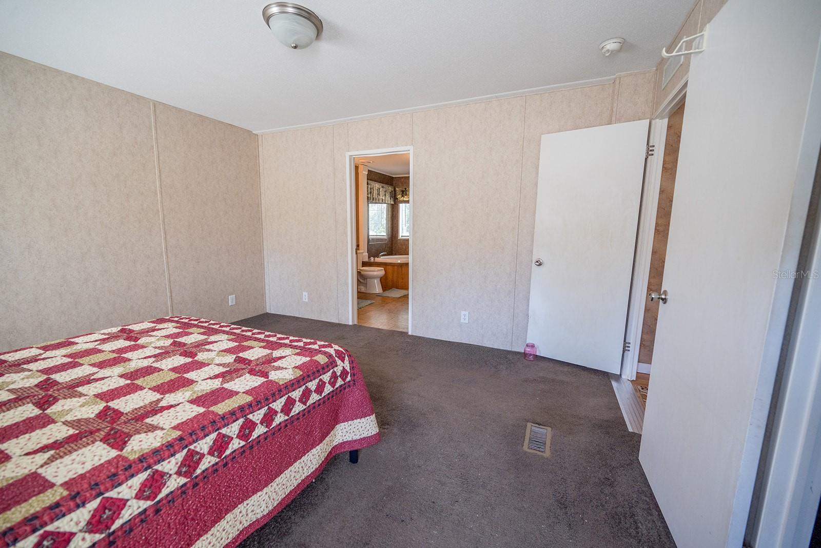 21800 SW 15TH AVE, NEWBERRY, FL, 32669