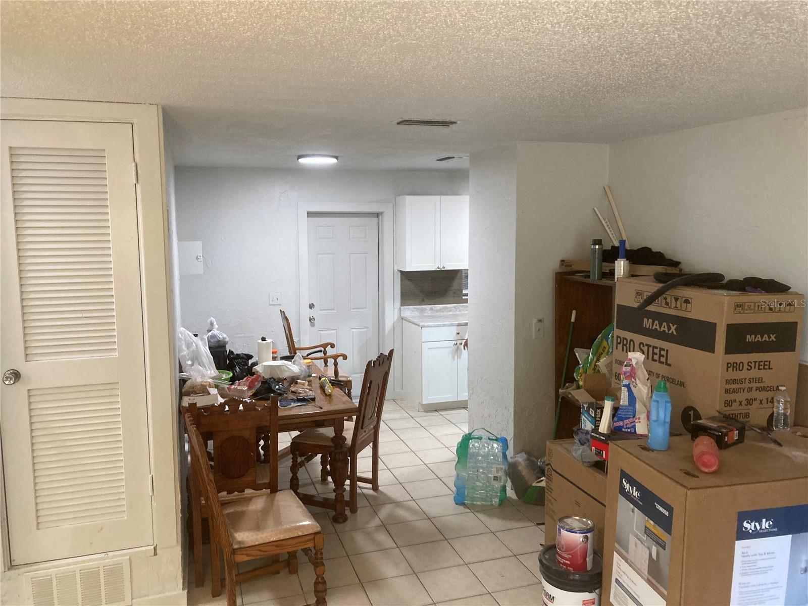 1210 E 140TH AVE, TAMPA, FL, 33613