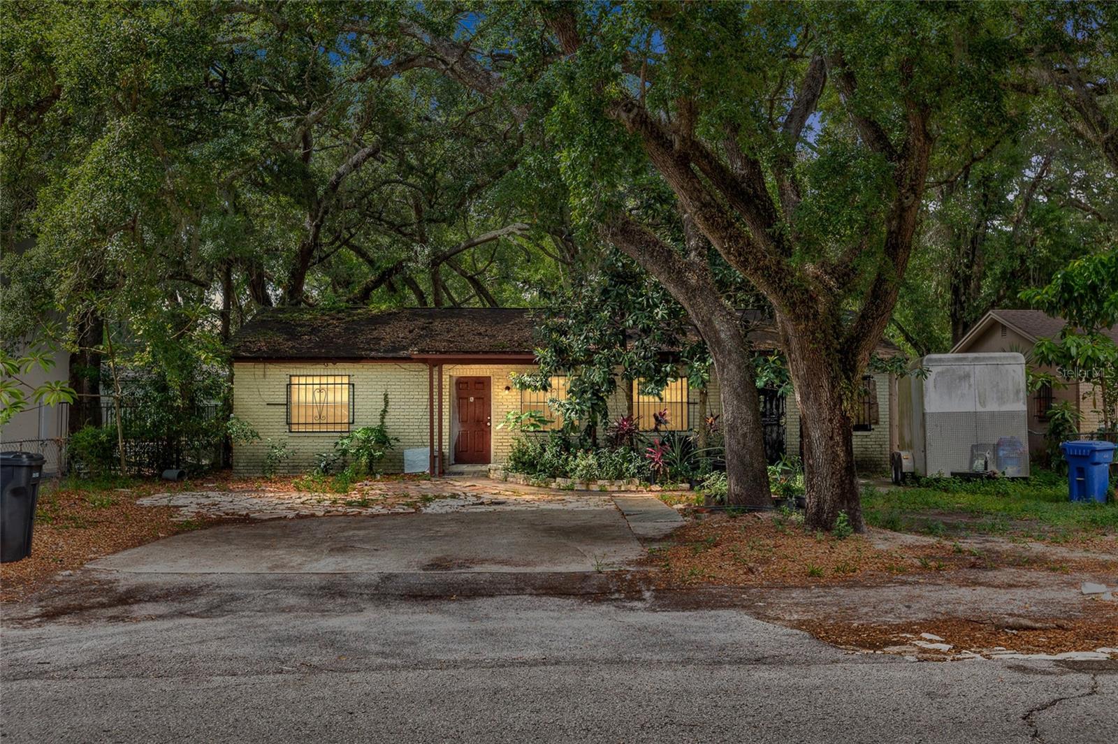 1210 E 140TH AVE, TAMPA, FL, 33613