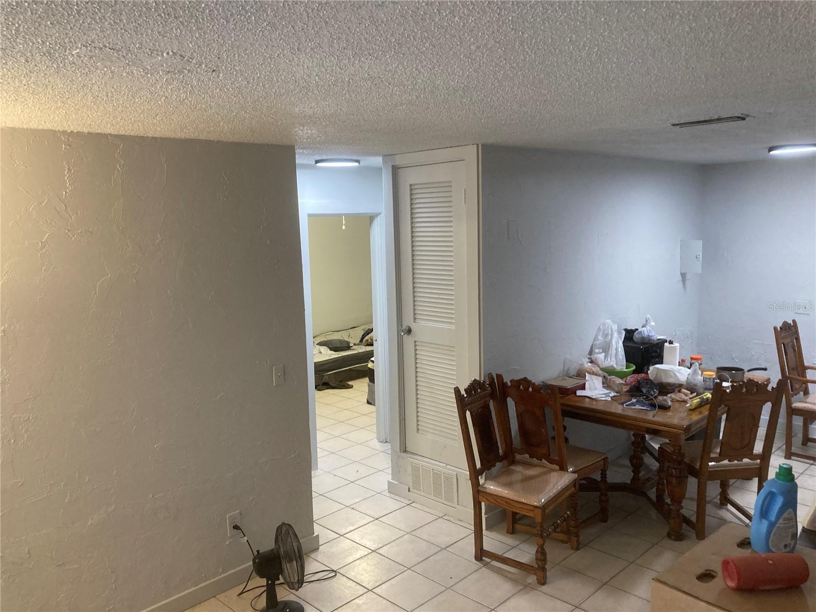 1210 E 140TH AVE, TAMPA, FL, 33613