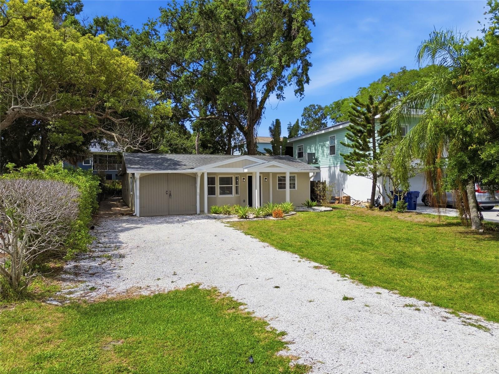 125 CRYSTAL BEACH AVE, CRYSTAL BEACH, FL, 34681