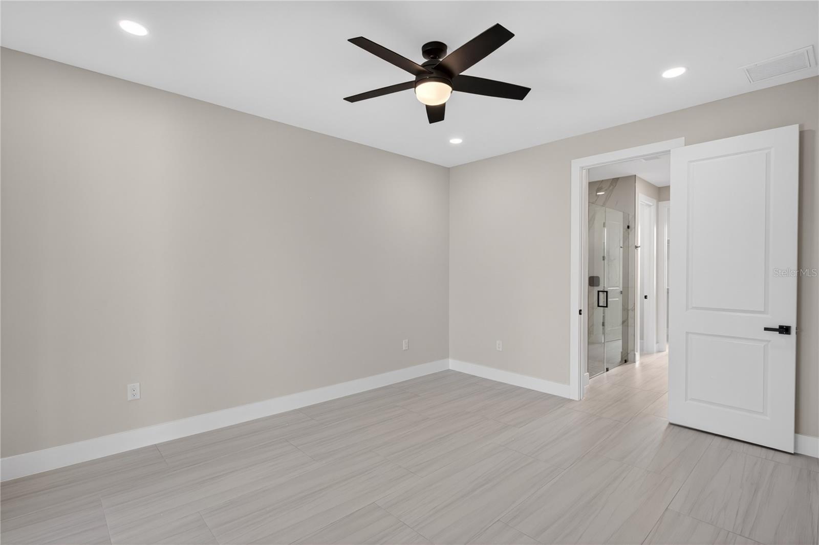 819 SW 16TH TER, CAPE CORAL, FL, 33991