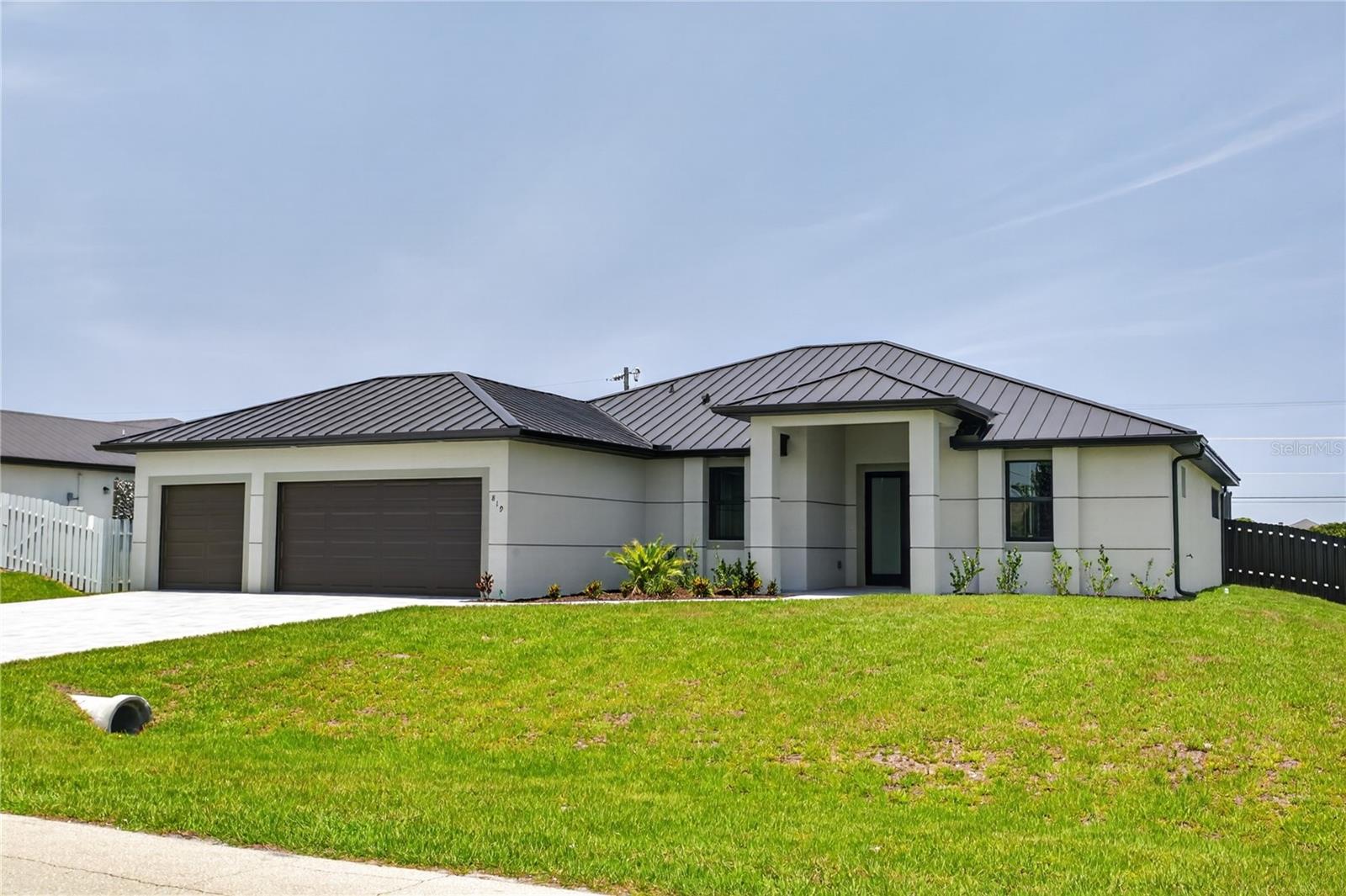 819 SW 16TH TER, CAPE CORAL, FL, 33991