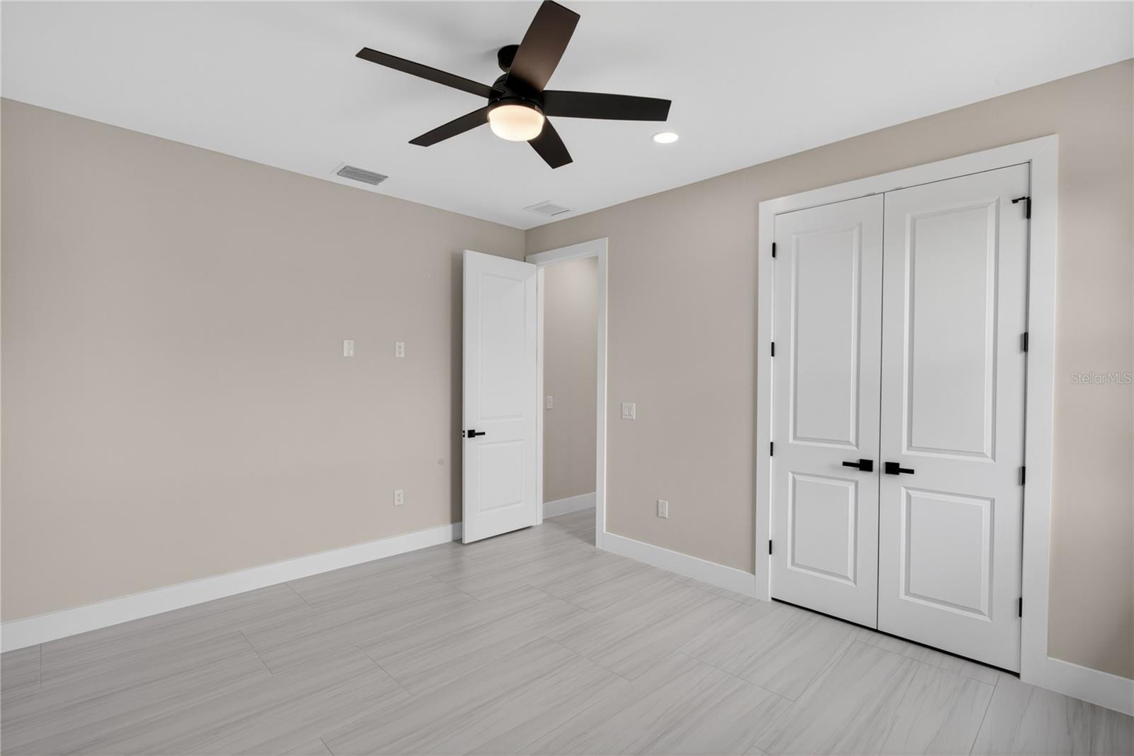 819 SW 16TH TER, CAPE CORAL, FL, 33991
