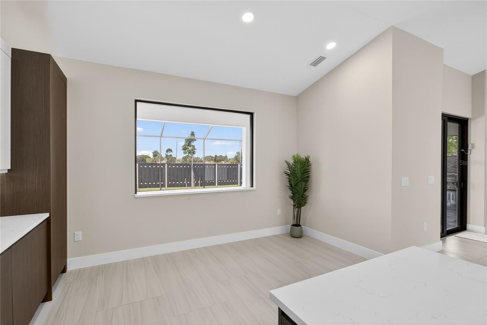 819 SW 16TH TER, CAPE CORAL, FL, 33991
