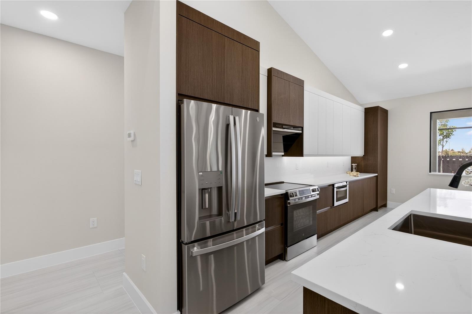 819 SW 16TH TER, CAPE CORAL, FL, 33991