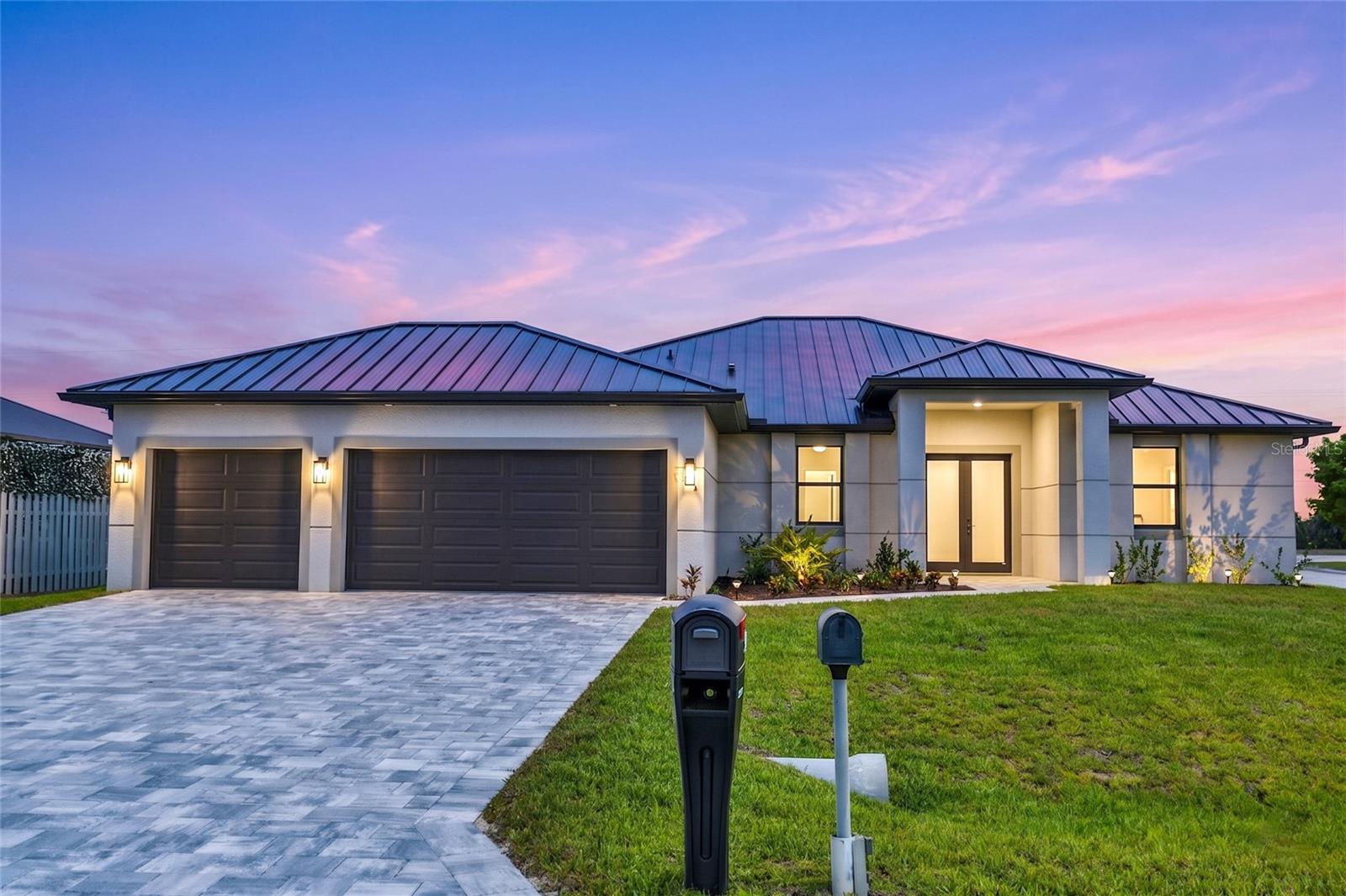 819 SW 16TH TER, CAPE CORAL, FL, 33991