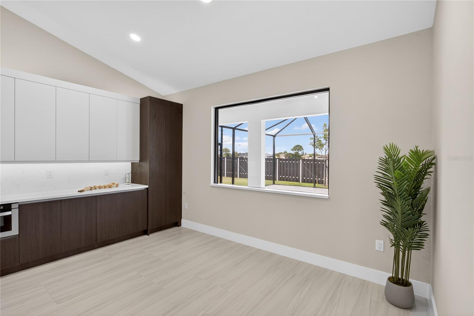 819 SW 16TH TER, CAPE CORAL, FL, 33991