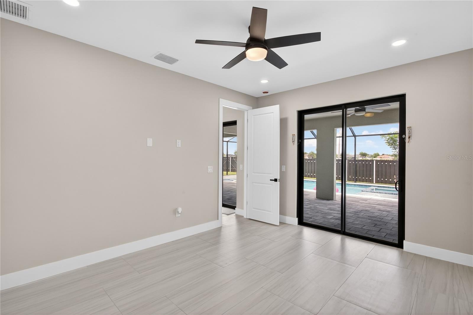 819 SW 16TH TER, CAPE CORAL, FL, 33991