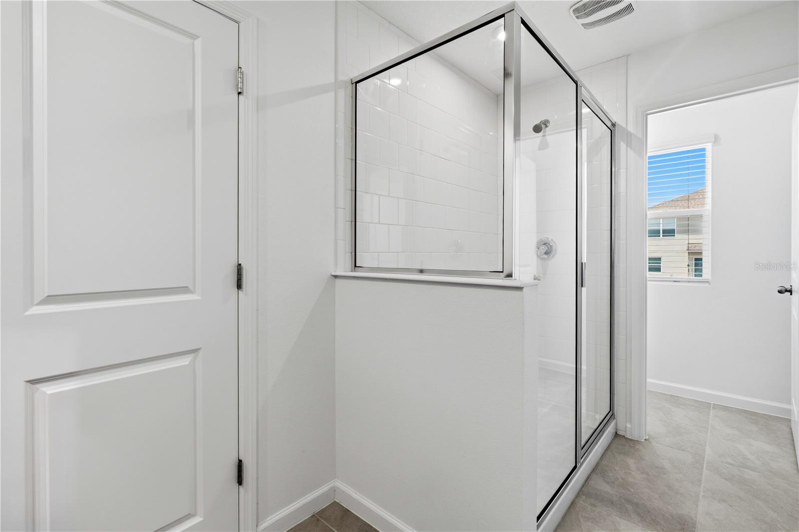 1124 LAKESHORE BREEZE PL, KISSIMMEE, FL, 34747