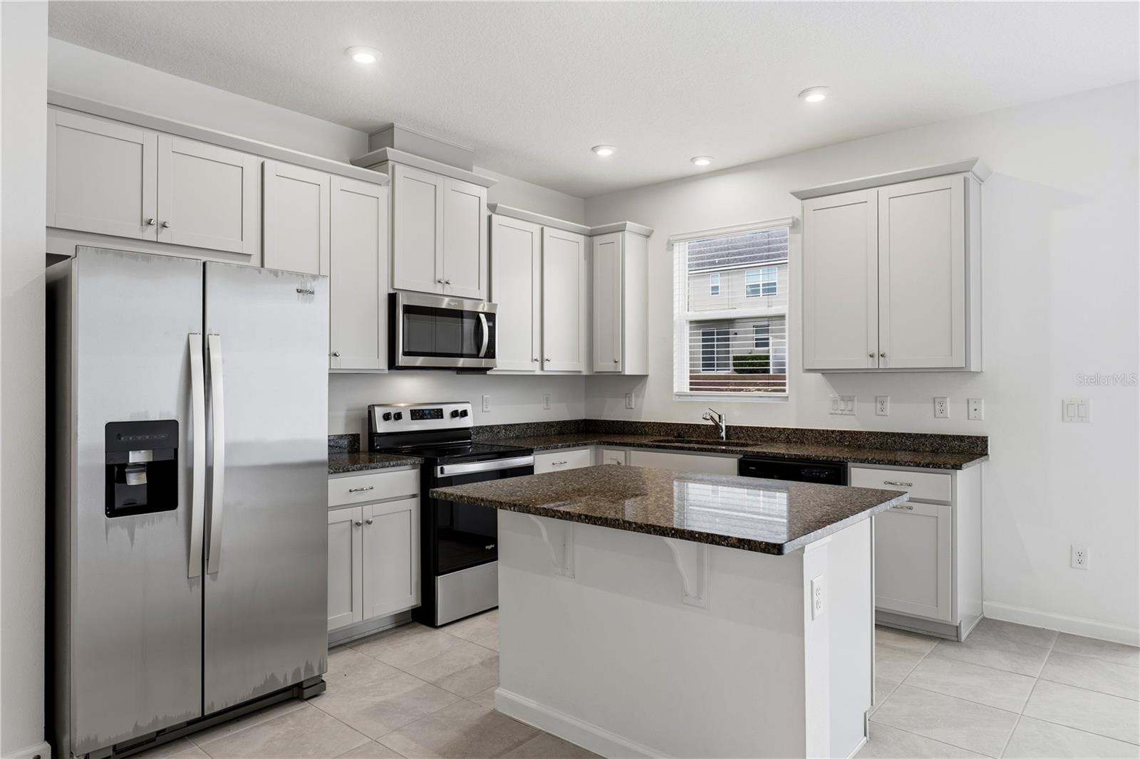 1124 LAKESHORE BREEZE PL, KISSIMMEE, FL, 34747