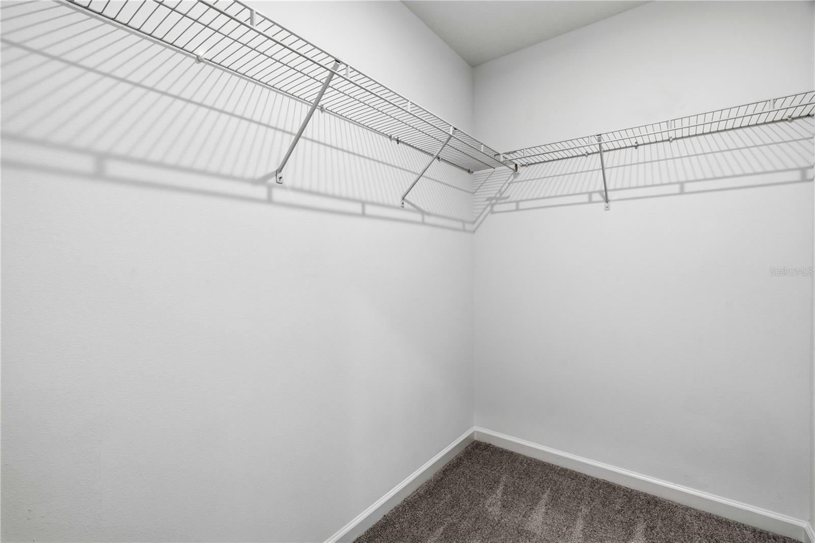 1124 LAKESHORE BREEZE PL, KISSIMMEE, FL, 34747