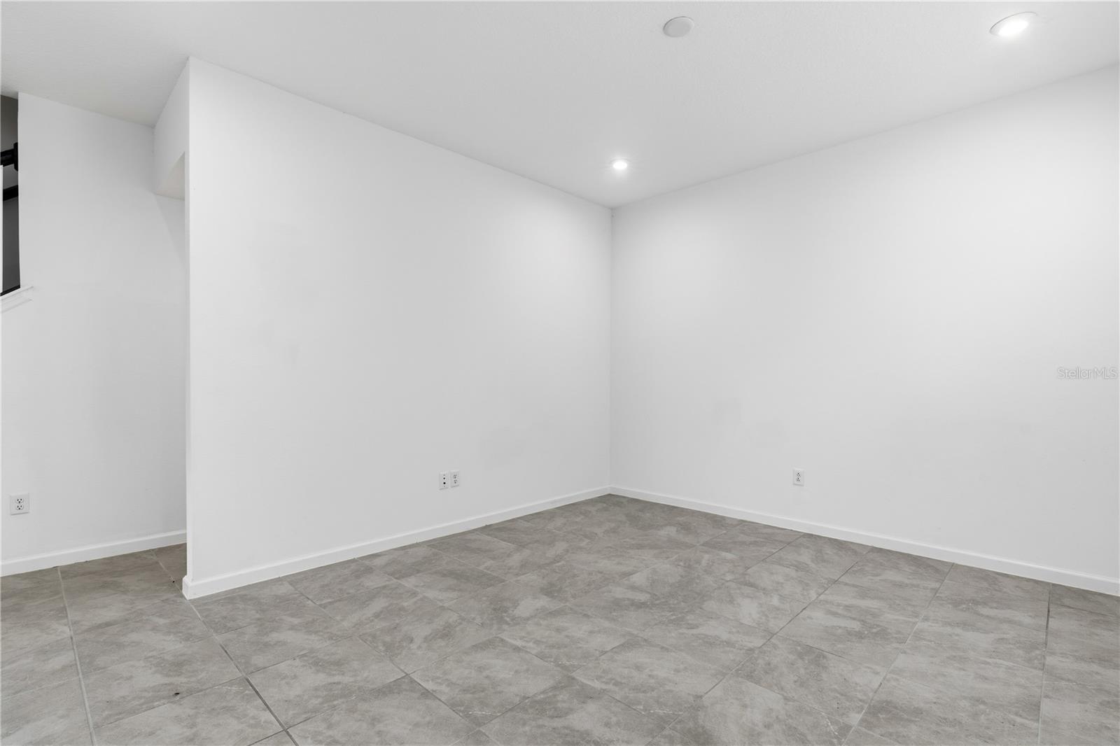 1124 LAKESHORE BREEZE PL, KISSIMMEE, FL, 34747