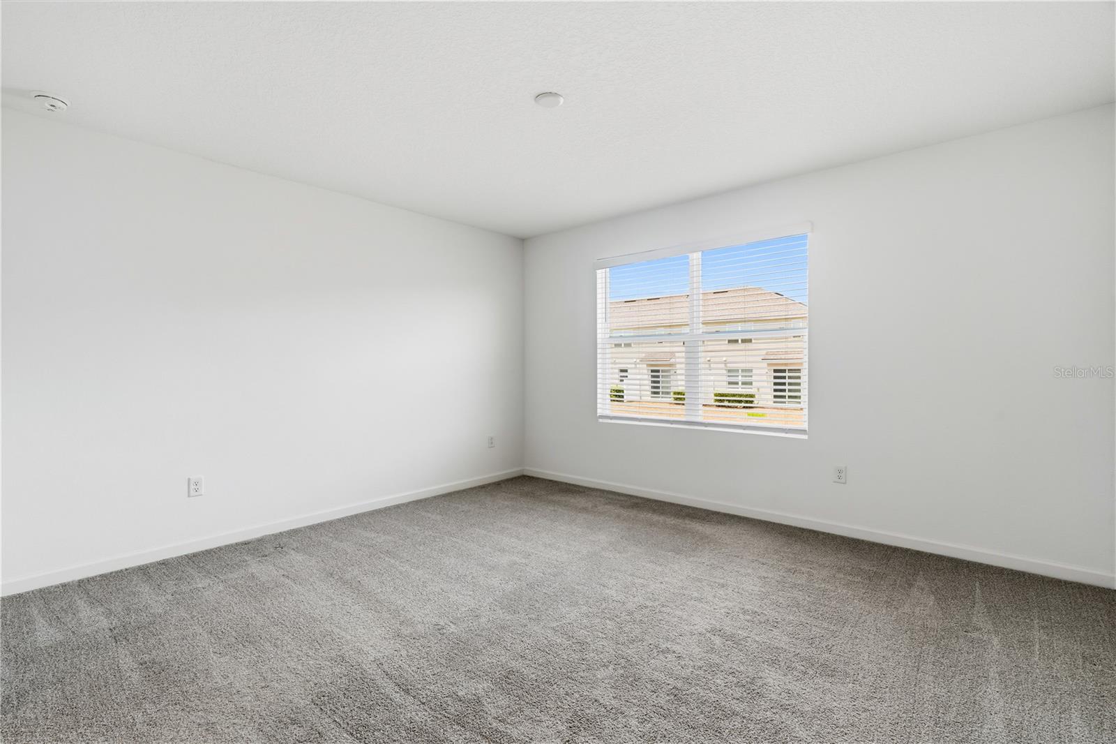 1124 LAKESHORE BREEZE PL, KISSIMMEE, FL, 34747