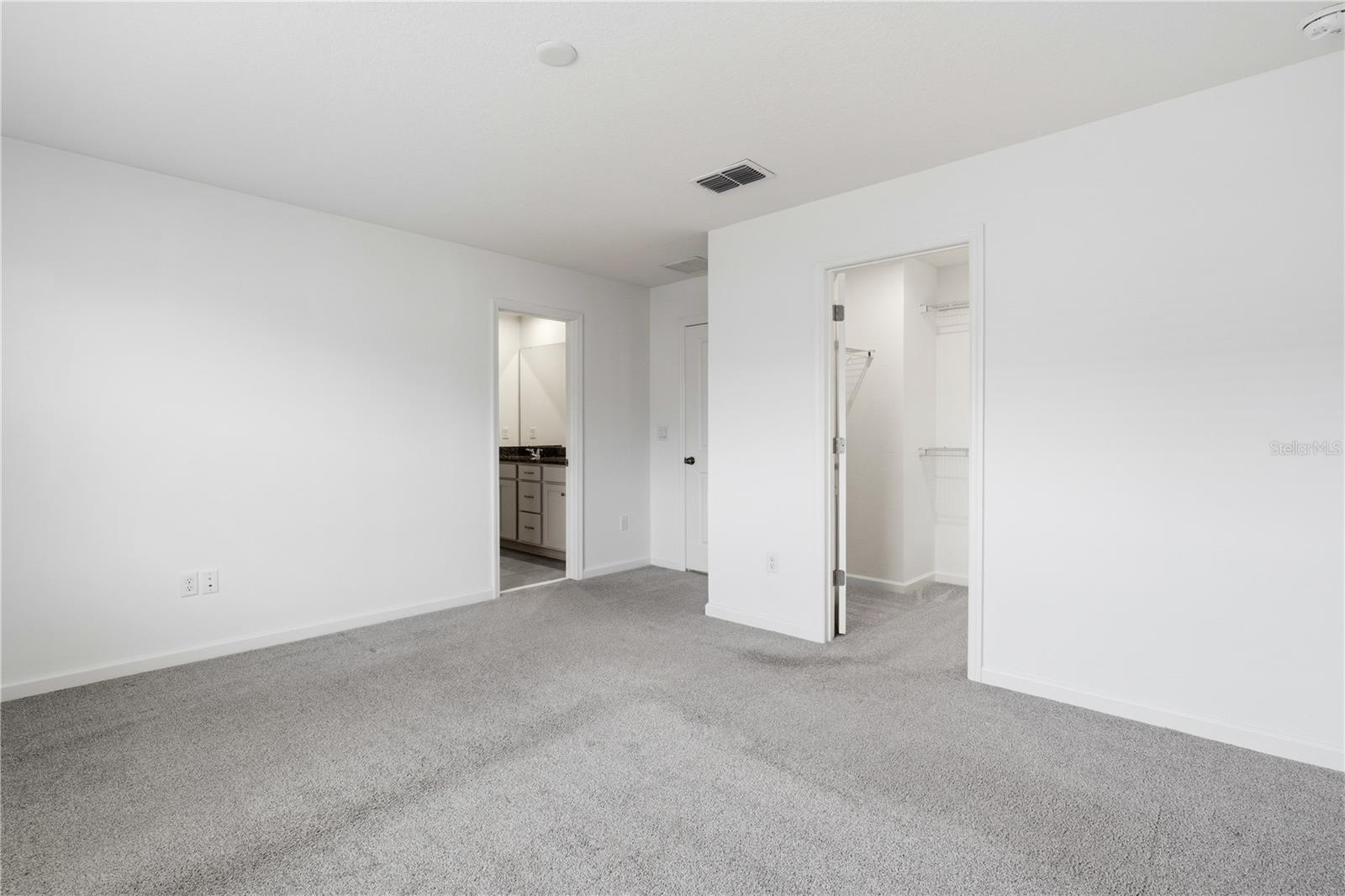 1124 LAKESHORE BREEZE PL, KISSIMMEE, FL, 34747