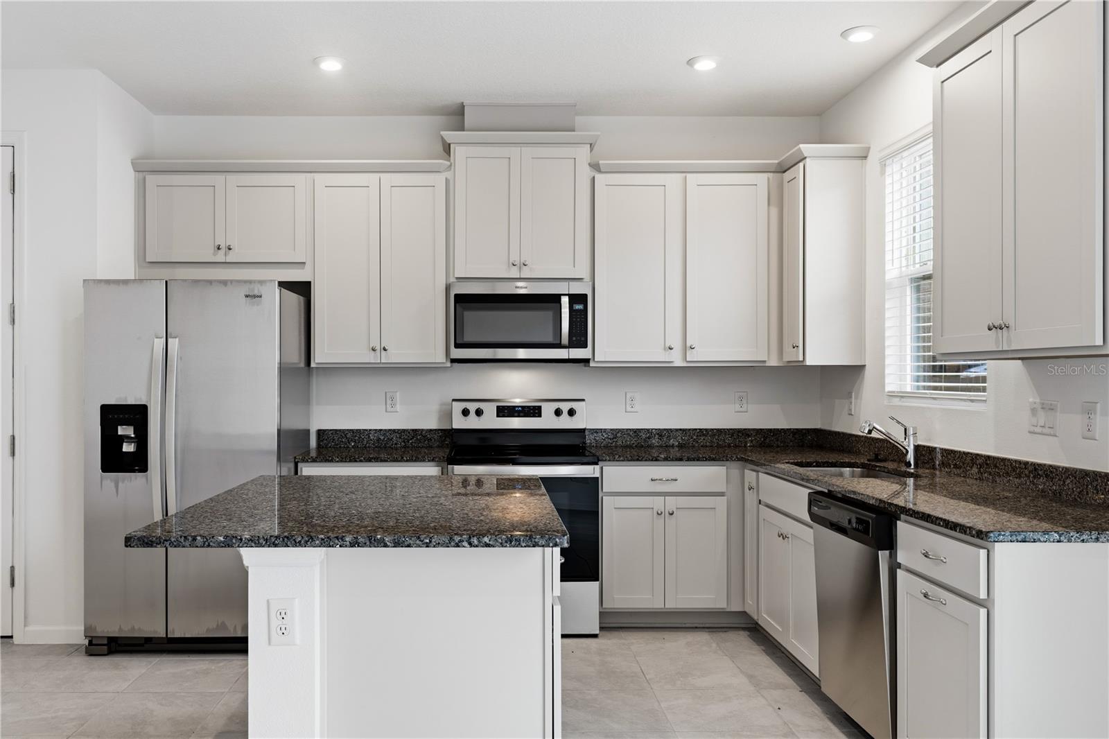1124 LAKESHORE BREEZE PL, KISSIMMEE, FL, 34747