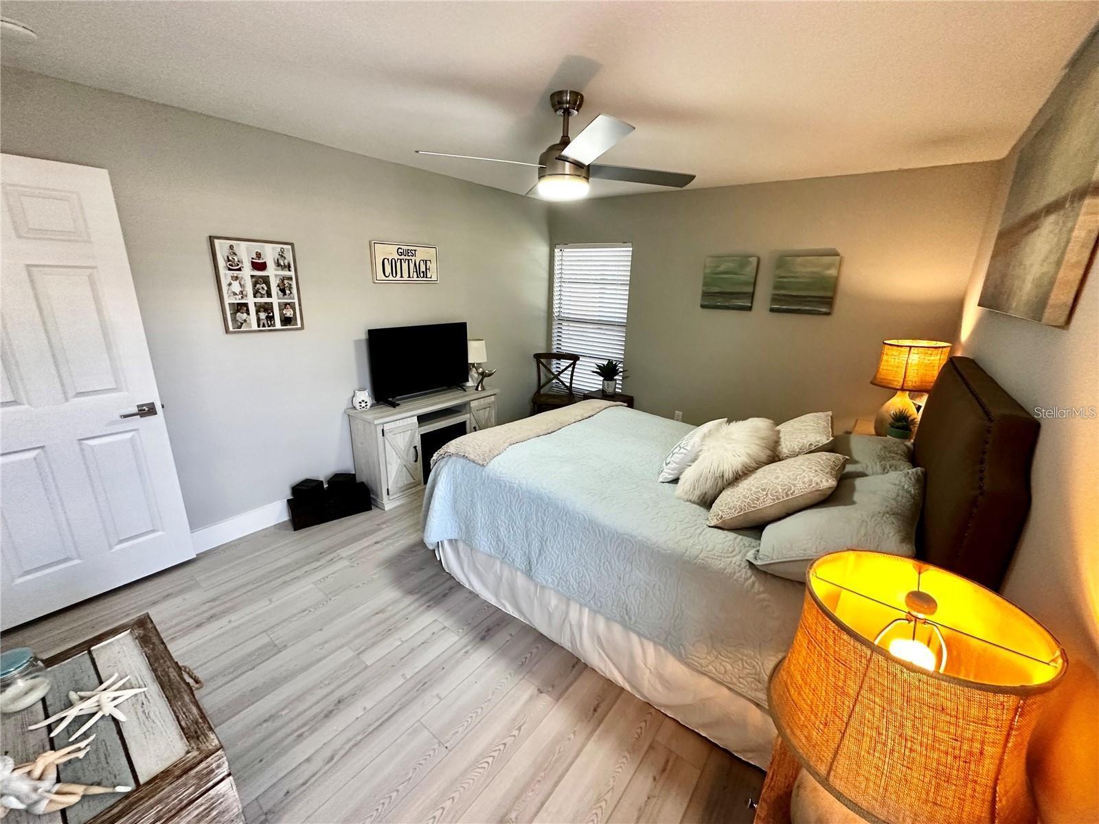3888 EASTON ST, SARASOTA, FL, 34238
