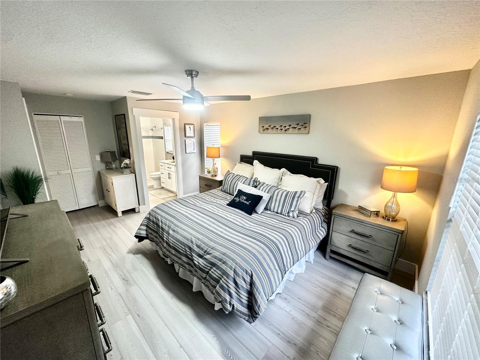 3888 EASTON ST, SARASOTA, FL, 34238