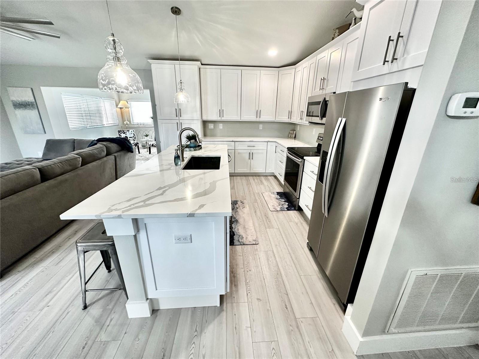 3888 EASTON ST, SARASOTA, FL, 34238