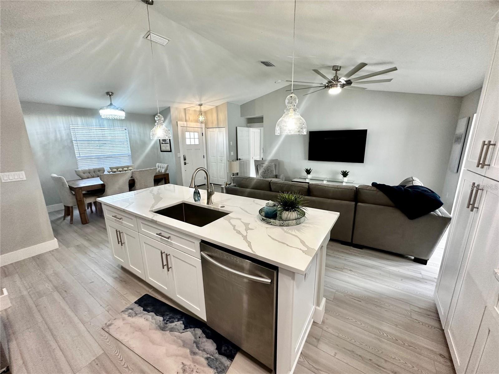 3888 EASTON ST, SARASOTA, FL, 34238