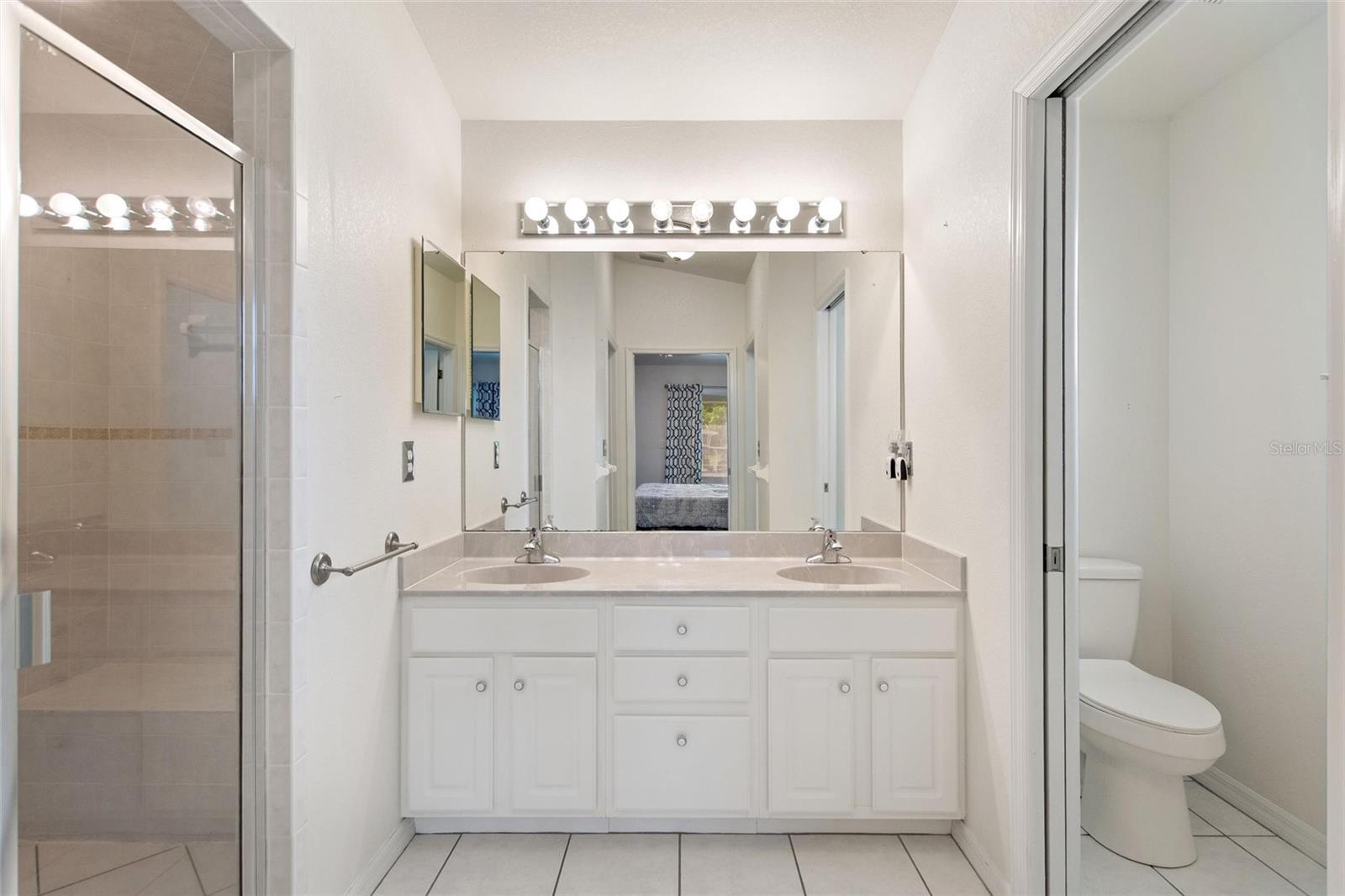 6225 AMARYLLIS DR, INDIAN LAKE ESTATES, FL, 33855