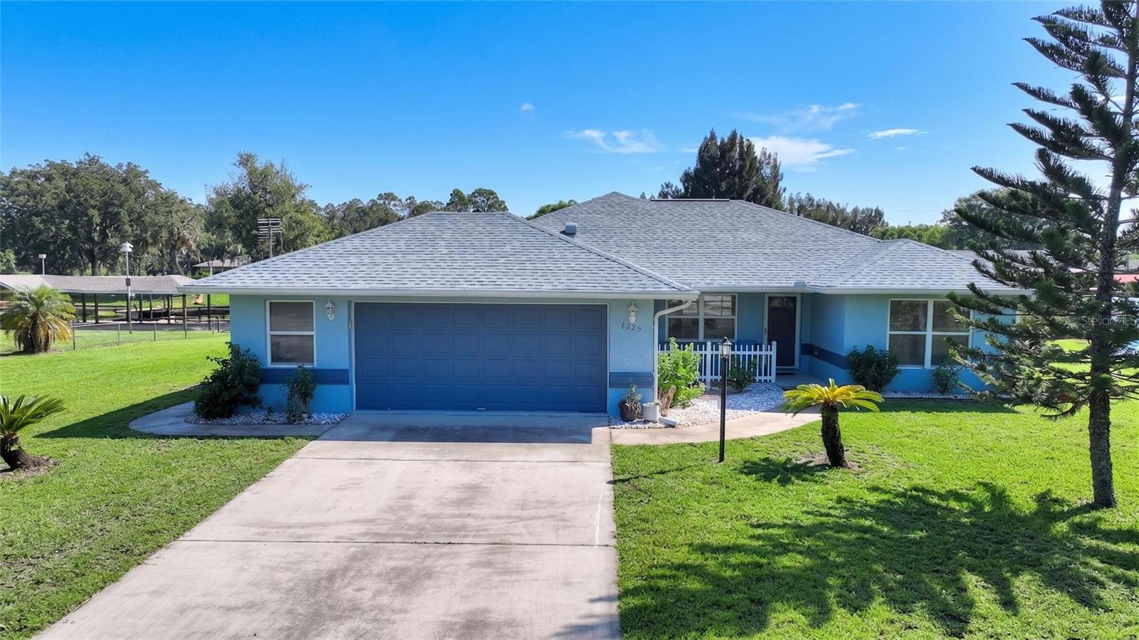 6225 AMARYLLIS DR, INDIAN LAKE ESTATES, FL, 33855