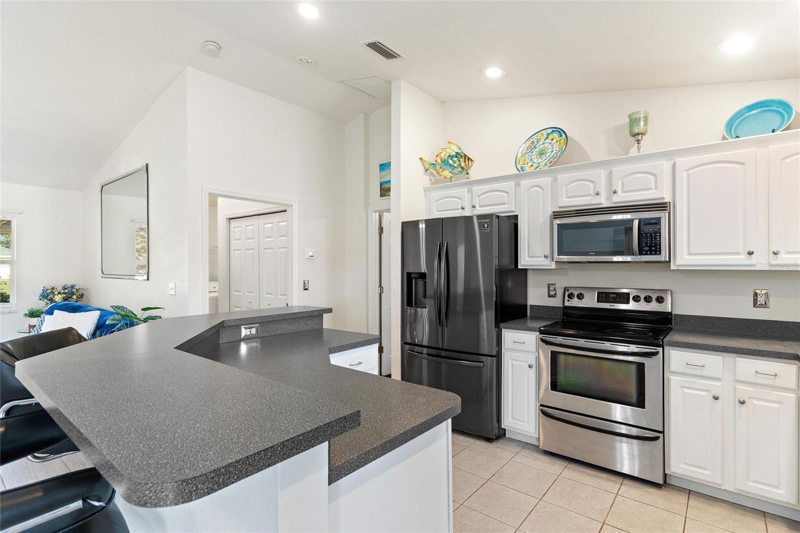 6225 AMARYLLIS DR, INDIAN LAKE ESTATES, FL, 33855