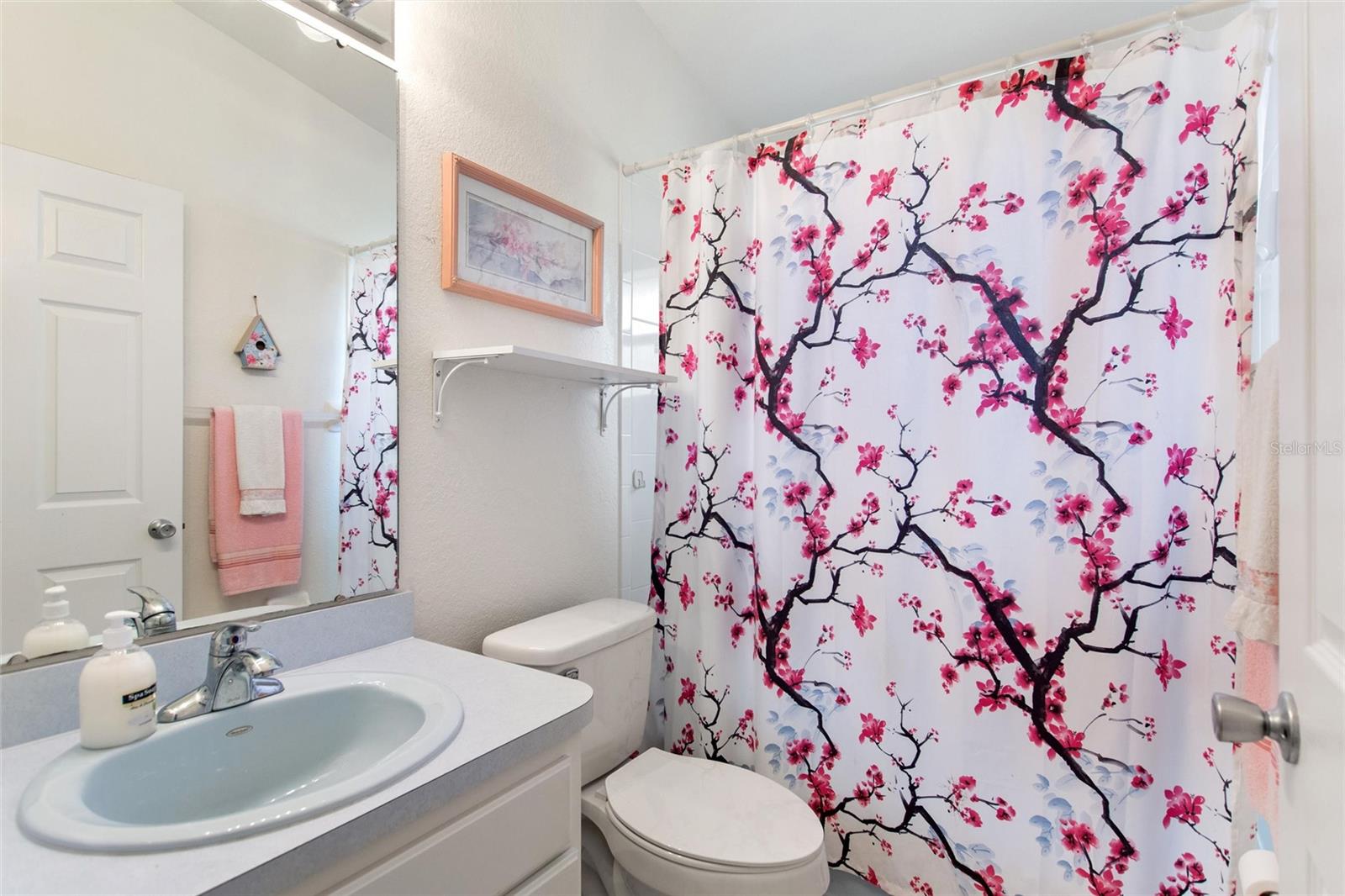 6225 AMARYLLIS DR, INDIAN LAKE ESTATES, FL, 33855